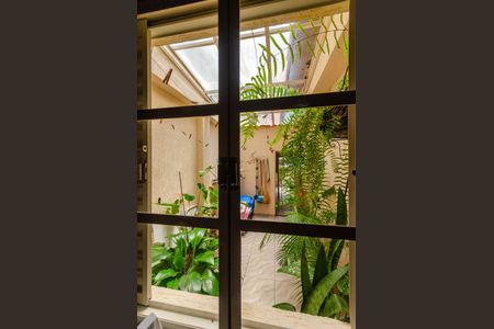 Casa à venda com 180m², 5 quartos e 2 vagasQuarto 3 - Janela