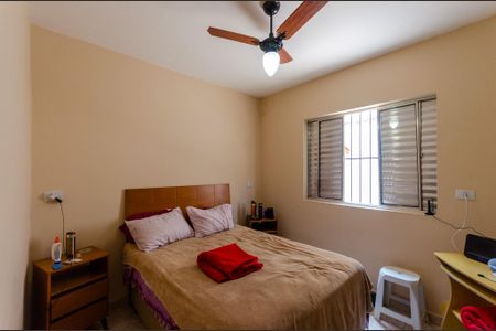 Casa à venda com 180m², 5 quartos e 2 vagasQuarto 4