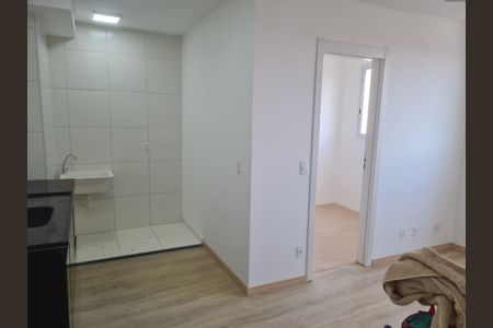 Apartamento para alugar com 35m², 2 quartos e sem vaga Apartamento para alugar com 35m², 2 quartos e sem vagaCozinha e Área de Serviço