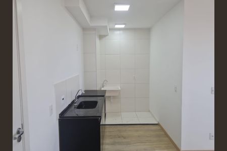 Apartamento para alugar com 35m², 2 quartos e sem vaga Apartamento para alugar com 35m², 2 quartos e sem vagaCozinha e Área de Serviço