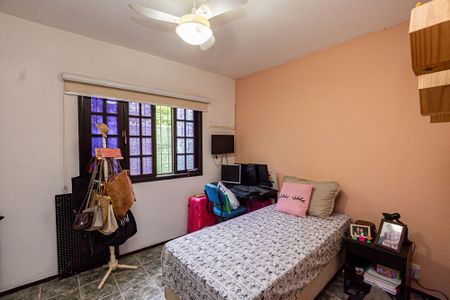 Casa à venda com 3 quartos, 120m² em Piratininga, Niterói