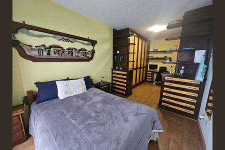 Casa à venda com 3 quartos, 220m² em Conjunto Residencial Butanta, São Paulo