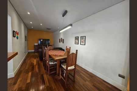 Casa à venda com 3 quartos, 220m² em Conjunto Residencial Butanta, São Paulo