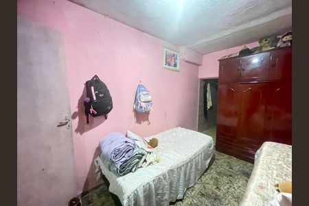 Casa à venda com 200m², 5 quartos e 2 vagasQuarto 2