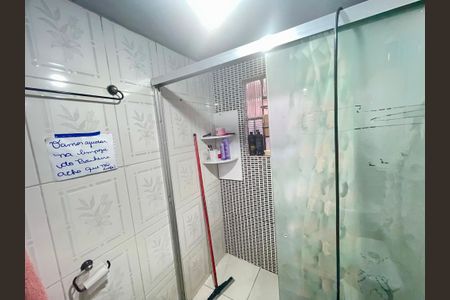 Casa à venda com 200m², 5 quartos e 2 vagasBanheiro 1