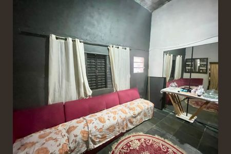 Casa à venda com 200m², 5 quartos e 2 vagasSala