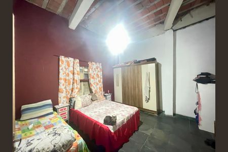 Casa à venda com 200m², 5 quartos e 2 vagasQuarto 3