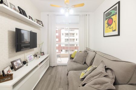 Sala  de apartamento à venda com 3 quartos, 72m² em Vila Azevedo, São Paulo
