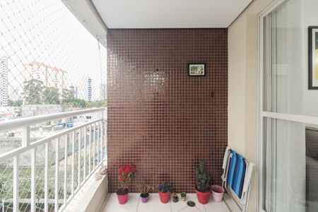 Apartamento à venda com 72m², 3 quartos e 2 vagasVaranda 