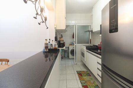 Apartamento à venda com 72m², 3 quartos e 2 vagasCozinha 