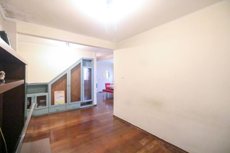 Casa à venda com 350m², 4 quartos e 2 vagasSala de TV