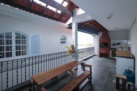 Casa à venda com 350m², 4 quartos e 2 vagasÁrea Gourmet