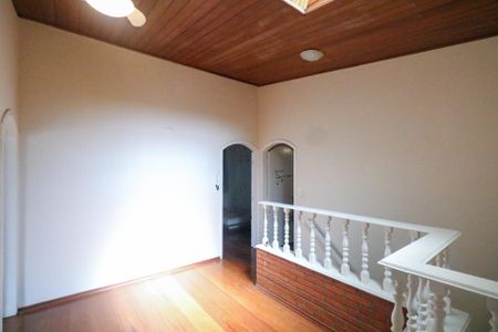 Casa à venda com 350m², 4 quartos e 2 vagasHall dos Quartos