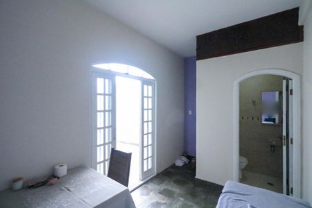 Casa à venda com 350m², 4 quartos e 2 vagasEdícula