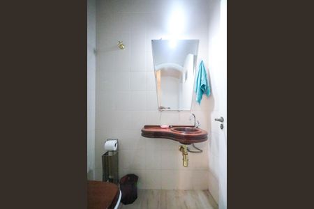 Casa à venda com 350m², 4 quartos e 2 vagasLavabo