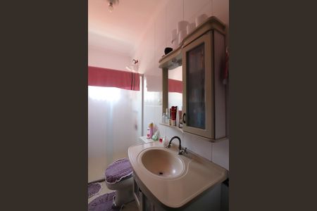 Casa à venda com 175m², 2 quartos e 3 vagasBanheiro Social