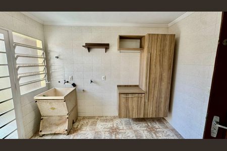 Casa à venda com 3 quartos, 210m² em Vila Maringa, Jundiaí