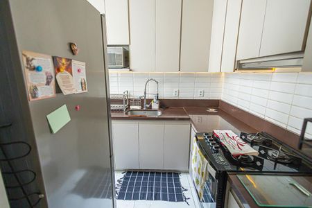 Cozinha de apartamento à venda com 2 quartos, 47m² em Conjunto Helena Antipoff, Belo Horizonte