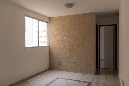 Sala de apartamento para alugar com 3 quartos, 70m² em Buritis, Belo Horizonte