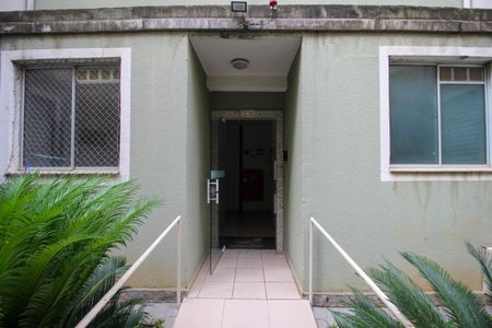 Casa para alugar com 51m², 4 quartos e 1 vaga Casa para alugar com 51m², 4 quartos e 1 vagaFachada