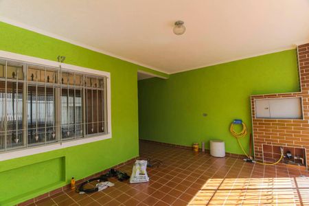 Casa à venda com 200m², 4 quartos e 2 vagasGaragem