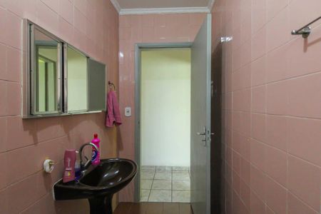 Casa à venda com 200m², 4 quartos e 2 vagasBanheiro 