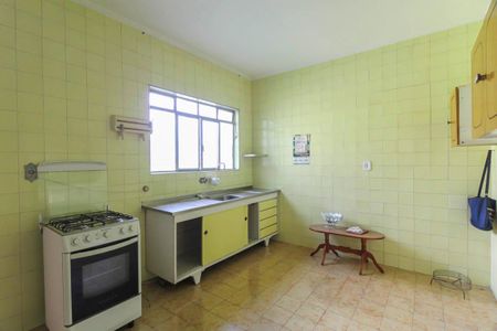 Casa à venda com 200m², 4 quartos e 2 vagasCozinha