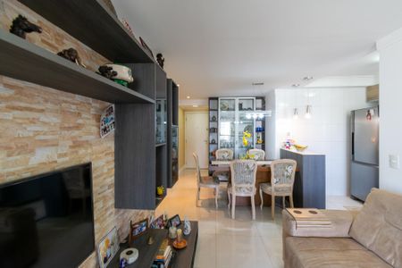 Apartamento à venda com 74m², 2 quartos e 1 vaga Apartamento à venda com 74m², 2 quartos e 1 vagaSala