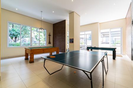 Apartamento à venda com 74m², 2 quartos e 1 vaga Apartamento à venda com 74m², 2 quartos e 1 vagaSalão de jogos