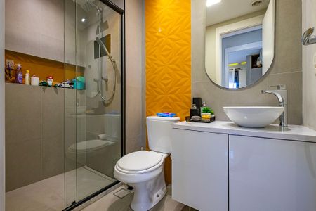 Apartamento à venda com 72m², 2 quartos e 1 vagaSuíte 2 - Banheiro