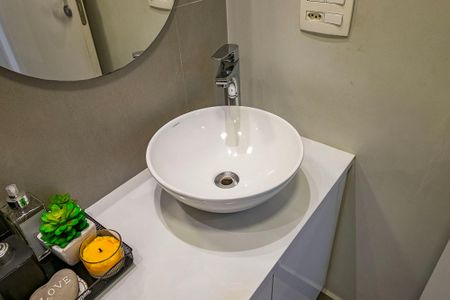 Apartamento à venda com 72m², 2 quartos e 1 vagaSuíte 2 - Banheiro