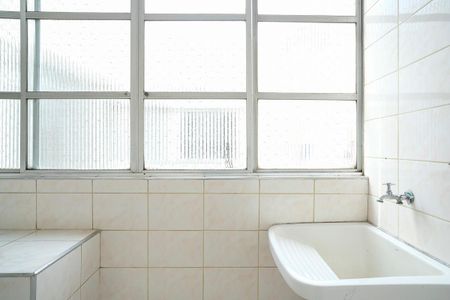 Apartamento para alugar com 69m², 2 quartos e 1 vagaÁrea de serviço