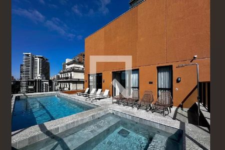 Studio à venda com 27m², 1 quarto e sem vagaÁrea comum - Piscina