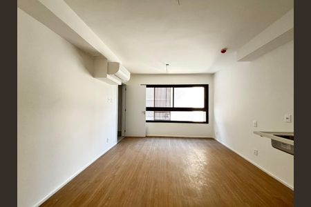 Studio de kitnet/studio à venda com 1 quarto, 27m² em Indianópolis, São Paulo