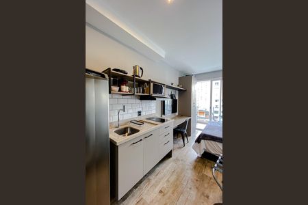 Cozinha de kitnet/studio para alugar com 1 quarto, 23m² em Sé, São Paulo