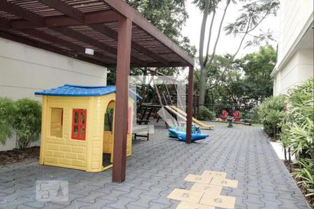 Apartamento à venda com 140m², 3 quartos e 2 vagas Apartamento à venda com 140m², 3 quartos e 2 vagasÁrea comum