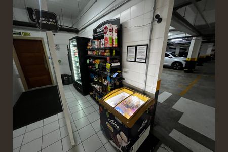 Apartamento à venda com 140m², 3 quartos e 2 vagas Apartamento à venda com 140m², 3 quartos e 2 vagasÁrea comum