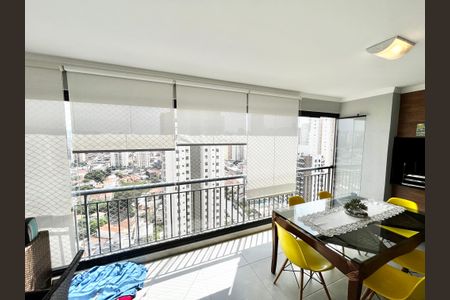 Apartamento à venda com 140m², 3 quartos e 2 vagas Apartamento à venda com 140m², 3 quartos e 2 vagasVaranda da Sala