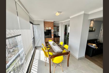 Apartamento à venda com 140m², 3 quartos e 2 vagas Apartamento à venda com 140m², 3 quartos e 2 vagasVaranda da Sala