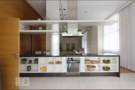 Apartamento à venda com 140m², 3 quartos e 2 vagas Apartamento à venda com 140m², 3 quartos e 2 vagasÁrea comum