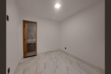 Casa à venda com 2 quartos, 67m² em Artur Alvim, São Paulo