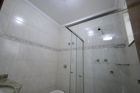 Casa à venda com 250m², 3 quartos e 3 vagas Casa à venda com 250m², 3 quartos e 3 vagasBanheiro Quarto Suíte 2