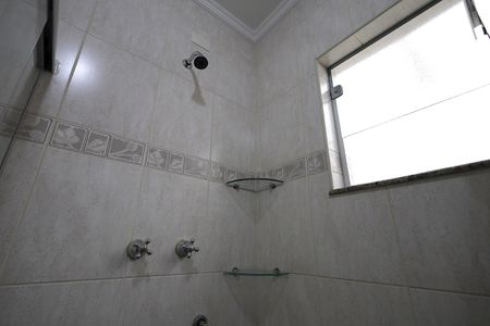 Casa à venda com 250m², 3 quartos e 3 vagas Casa à venda com 250m², 3 quartos e 3 vagasBanheiro Quarto Suíte 2