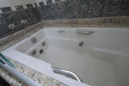 Casa à venda com 250m², 3 quartos e 3 vagas Casa à venda com 250m², 3 quartos e 3 vagasBanheiro Suíte 3