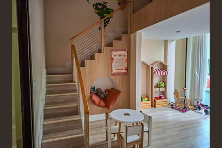 Apartamento para alugar com 145m², 3 quartos e 2 vagas