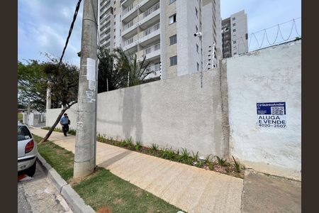 Apartamento para alugar com 49m², 2 quartos e 1 vaga Apartamento para alugar com 49m², 2 quartos e 1 vagaFachada