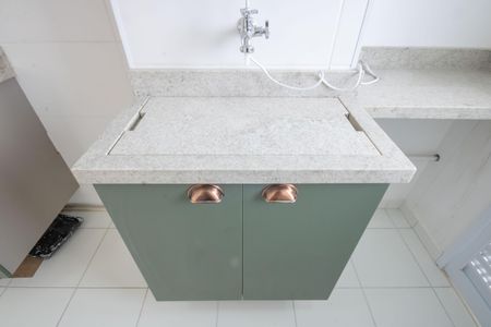 Apartamento para alugar com 49m², 2 quartos e 1 vaga Apartamento para alugar com 49m², 2 quartos e 1 vagaCozinha e Área de Serviço