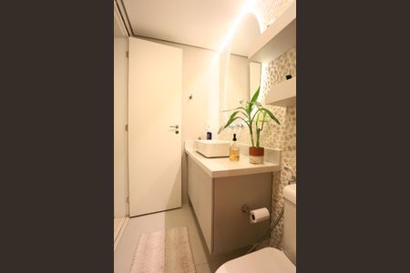 Apartamento à venda com 127m², 2 quartos e 2 vagasBanheiro da Suíte