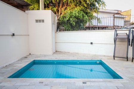 Apartamento à venda com 56m², 2 quartos e 1 vagaÁrea comum - Piscina