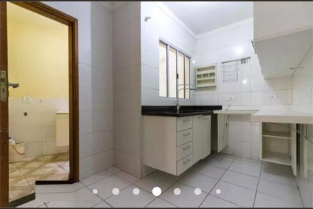 Casa à venda com 112m², 2 quartos e 2 vagas